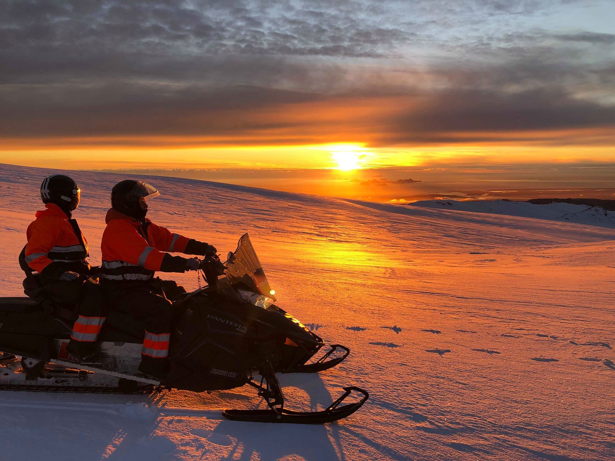 Snowmobile tour in iceland glacier