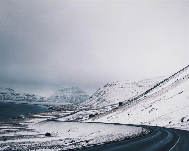 winter driving in iceland